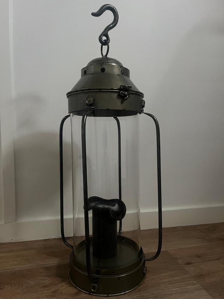 Metalen lantaarn met glazen cilinder, Ophalen, Gebruikt