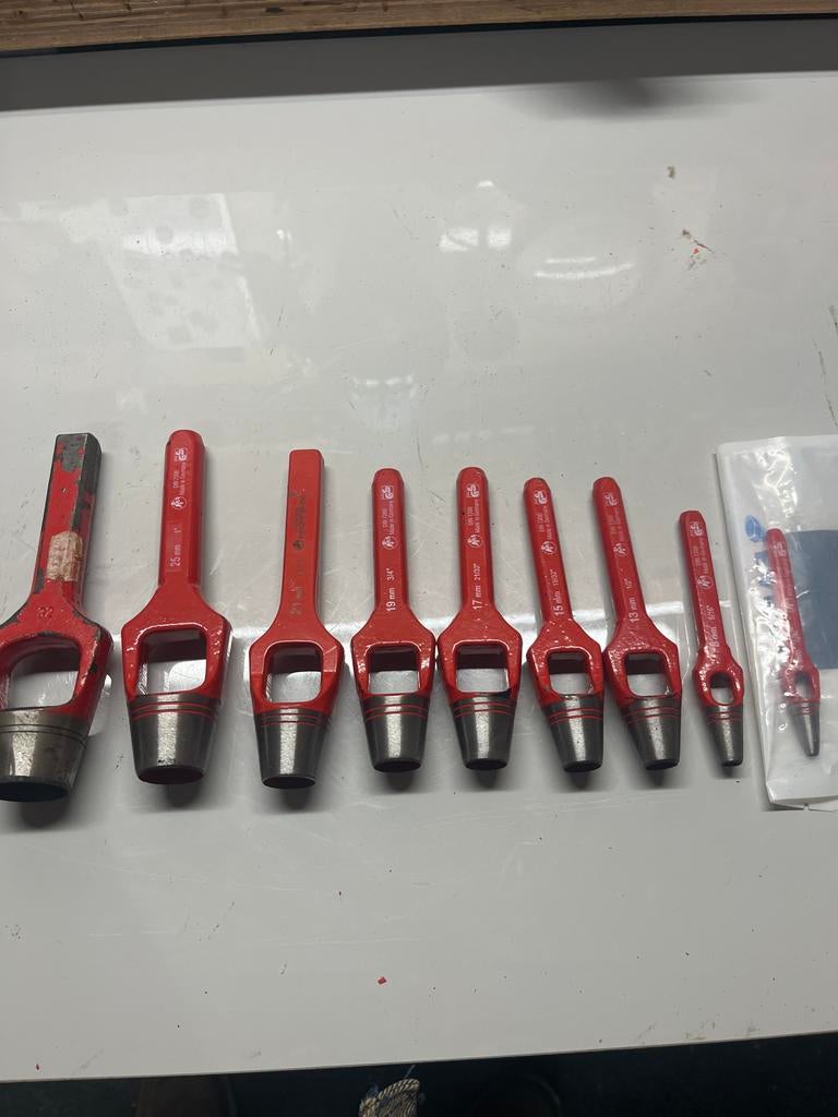 Set van 8 holpijpen (ponsen) - diverse maten nieuw, Doe-het-zelf en Verbouw, Gereedschap | Handgereedschap, Ophalen of Verzenden