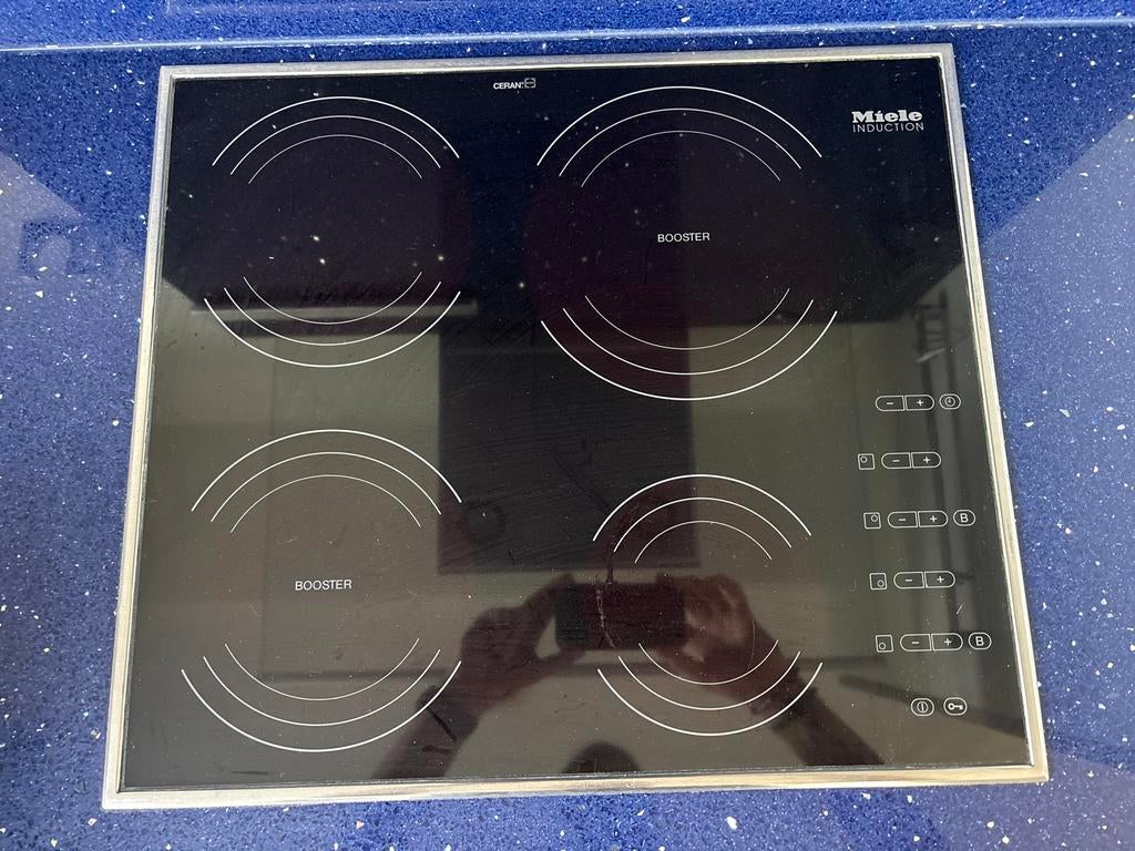 Miele inductiekookplaat 57.5 cm breed, 50 cm diep, Witgoed en Apparatuur, Kookplaten, Ophalen, Gebruikt, 4 kookzones, Inbouw