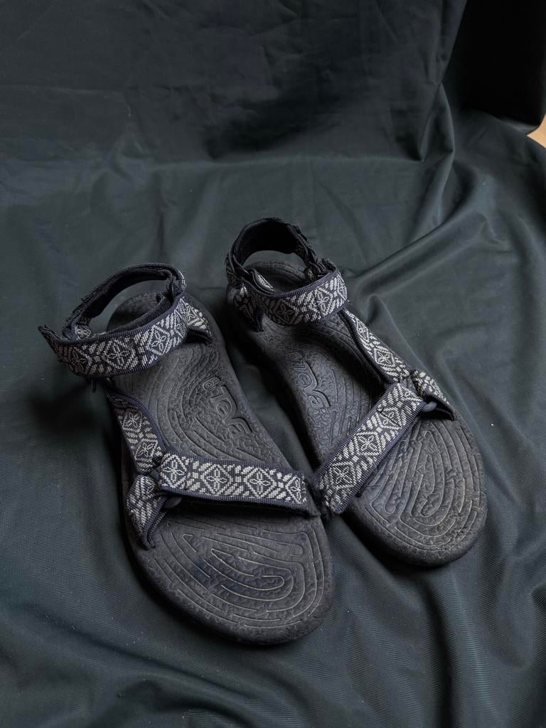 Zandalen Teva maat 41/42, Ophalen of Verzenden, Gedragen, Zwart, Sandalen of Muiltjes