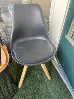Stoel 2x GRATIS, Ophalen, Gebruikt, Eén