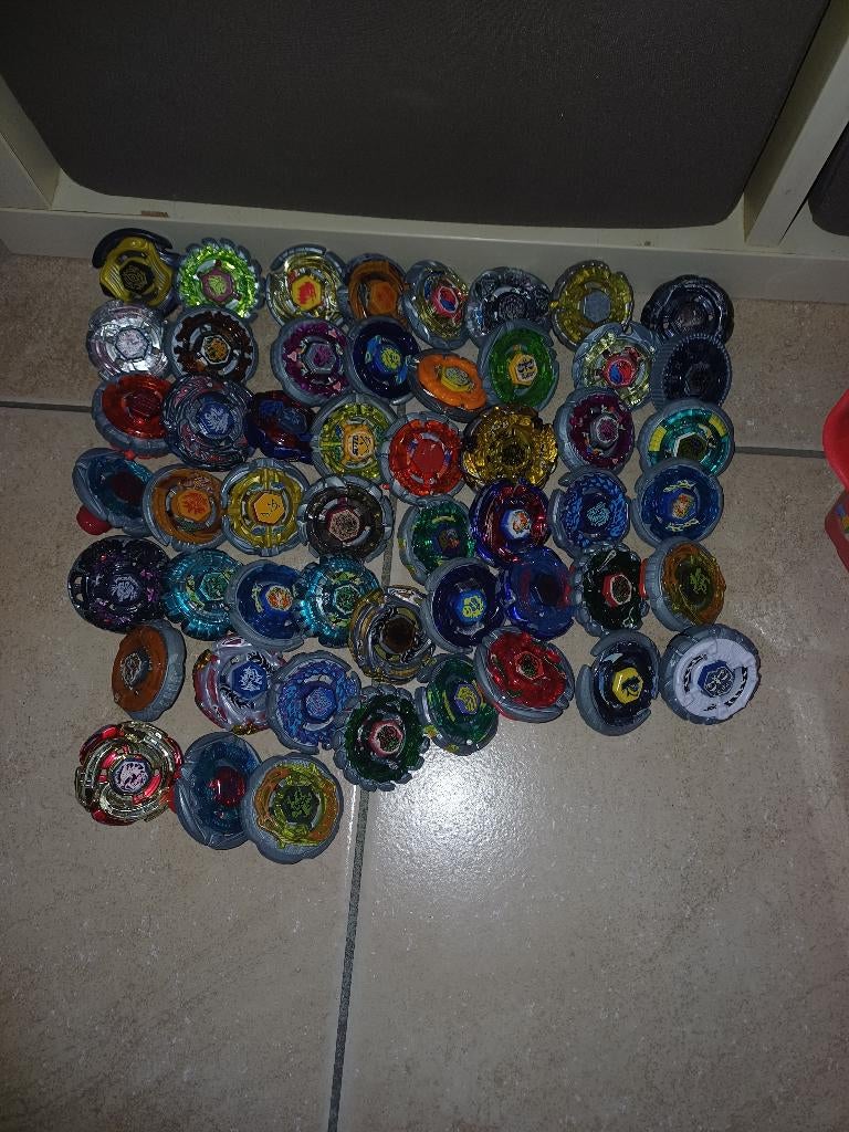 Beyblades tussen 3 en 15 eueo, Verzamelen, Speelgoed, Ophalen of Verzenden, Gebruikt