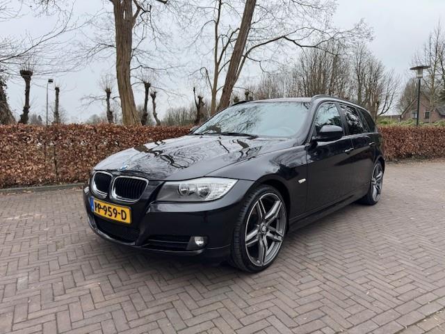BMW 3 Serie 320D EXECUTIVE 163PK TREKHAAK/LEER/NAV/NIEUWE AP, Auto's, Automaat, Achterwielaandrijving, 4 cilinders, Diesel