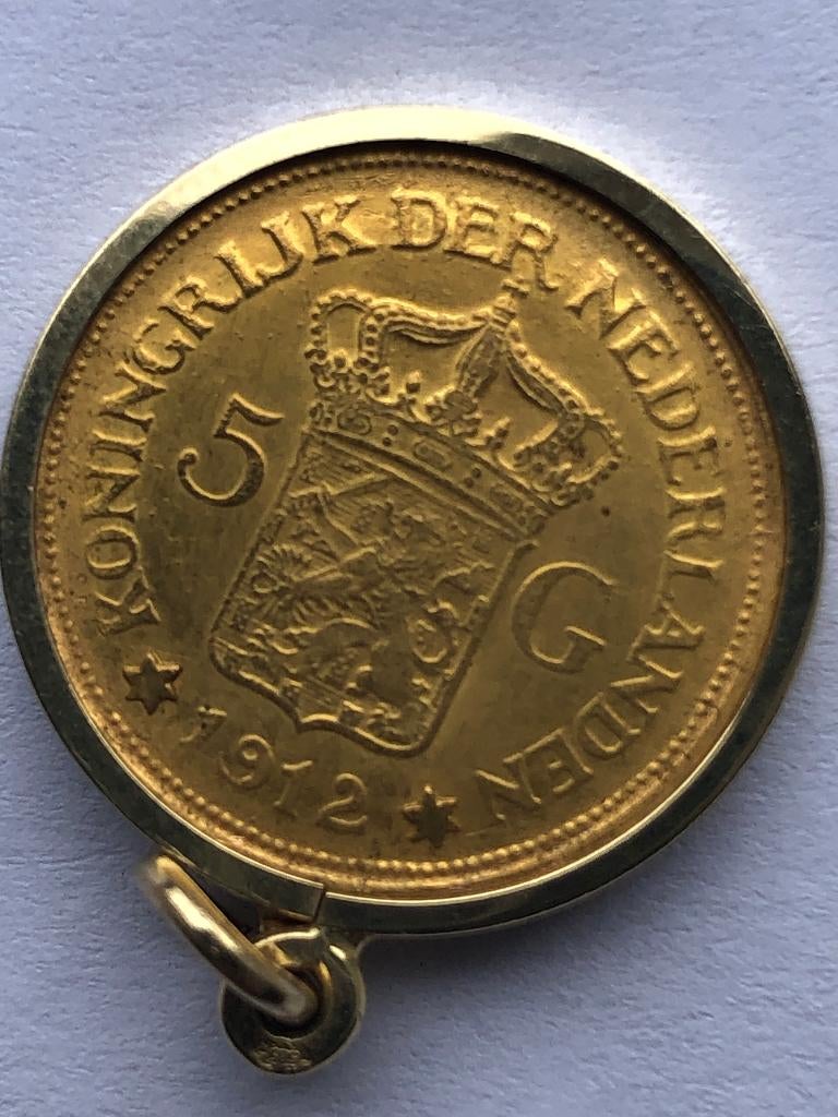 Gouden vijfje, Met hanger, Ophalen of Verzenden, Zo goed als nieuw, Goud