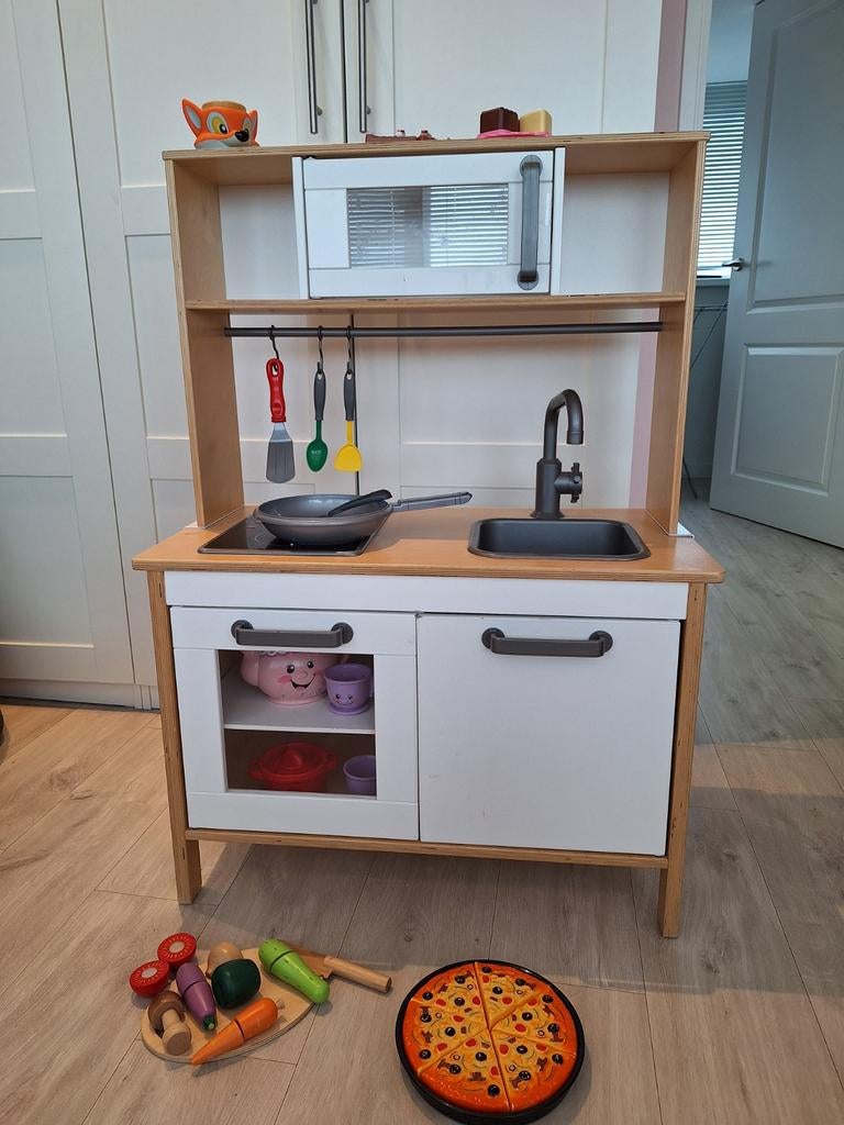 IKEA Speelkeuken met speelgoed, Ophalen of Verzenden, Gebruikt, Hout, Speelkeuken