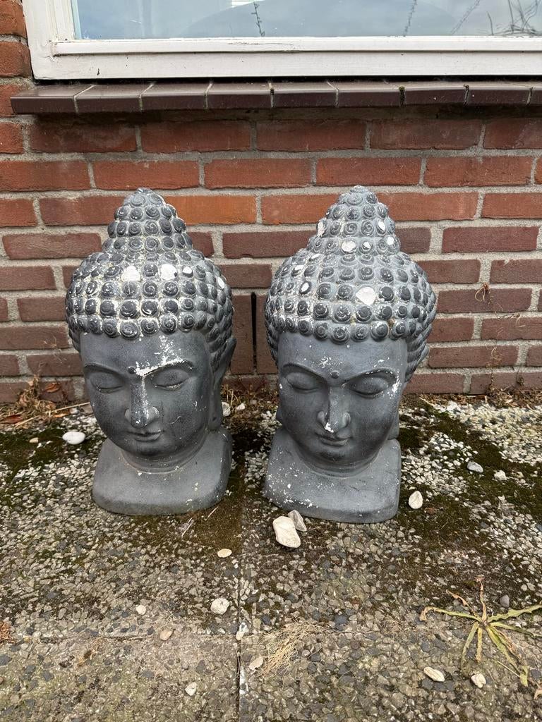Twee Boeddha hoofden, Ophalen, Gebruikt