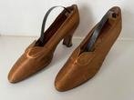 Antieke / vintage schoenen, Ophalen of Verzenden, Dames