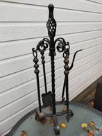 Groot robuust ijzeren haardstel, messing knoppen, 85cm hoog, Ophalen