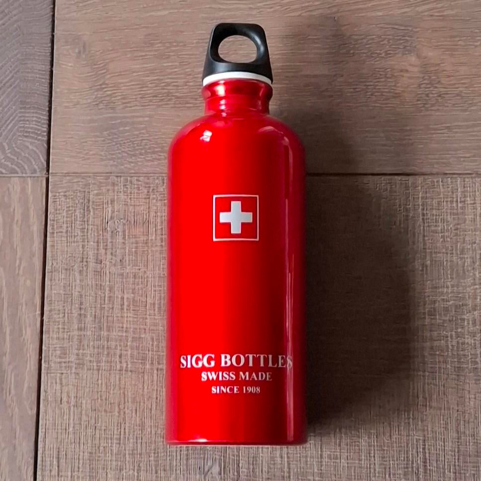 Waterfles Sigg traveller rood 0.6l, Ophalen of Verzenden
