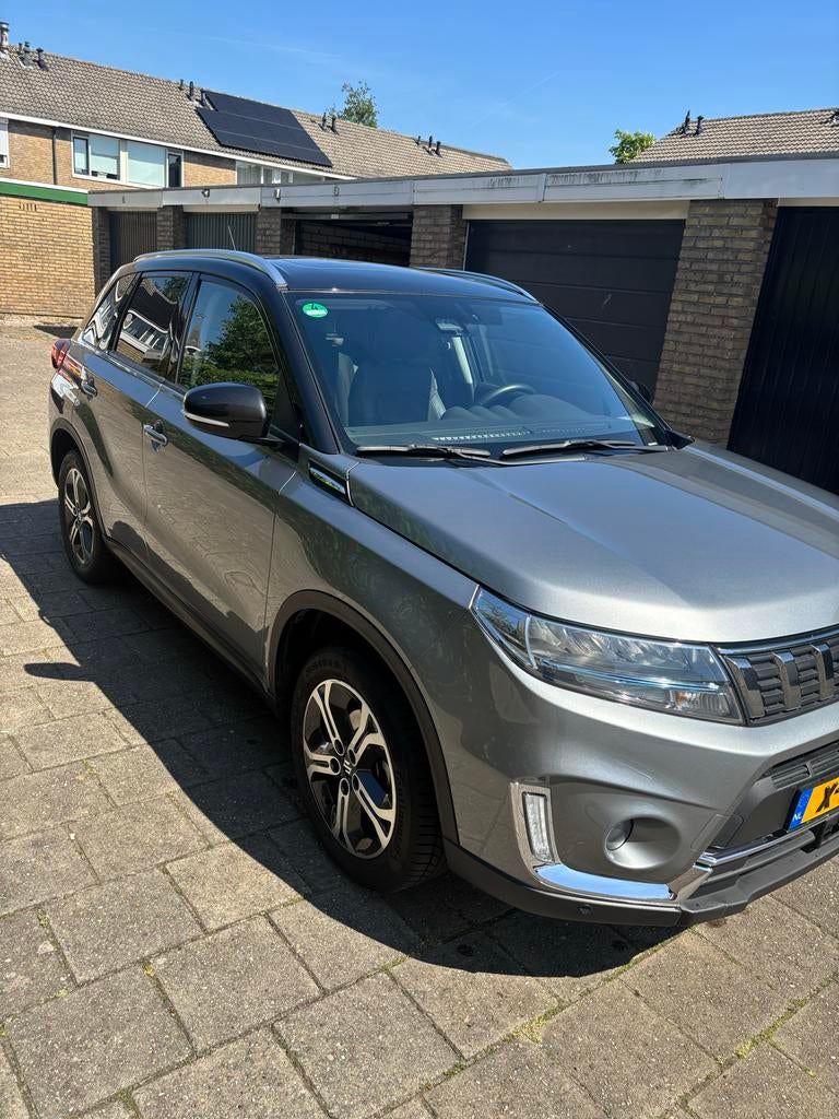 Suzuki Vitara 1.4 Boosterjet 129pk Smart Hybrid 2022 Grijs, Euro 6, 4 cilinders, 129 pk, 400 kg