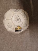 NAC voetbal met handtekeningen van spelers!, Sport en Fitness, Voetbal, Ophalen, Zo goed als nieuw, Bal