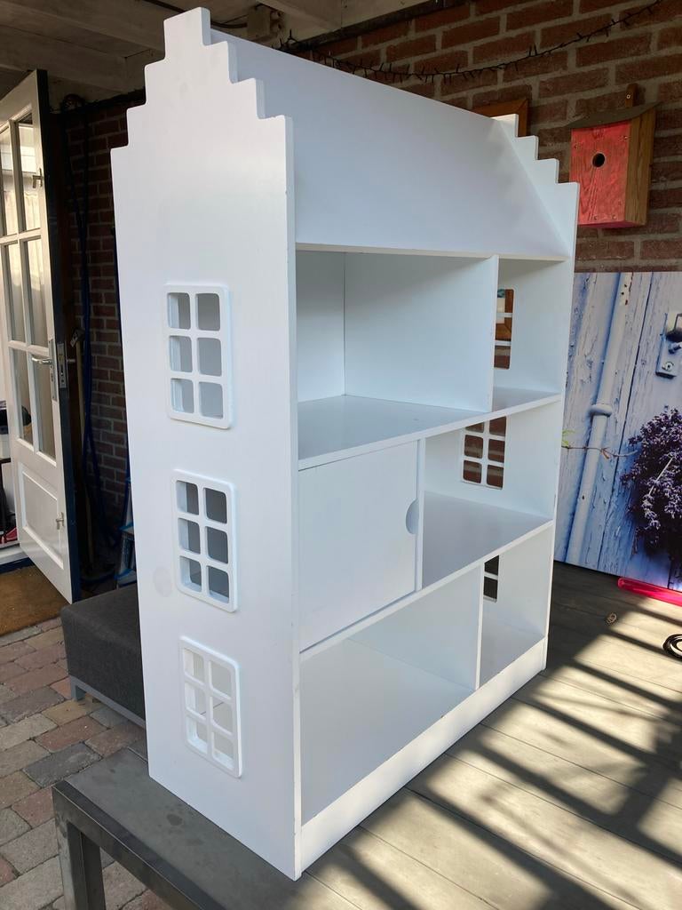 Groot wit houten poppenhuis met meerdere verdiepingen, Ophalen, Gebruikt, 100 tot 150 cm, 50 tot 100 cm