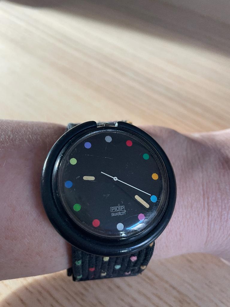 Pop Swatch Star Parade jaren 80, Sieraden, Tassen en Uiterlijk, Horloges | Dames, Kunststof, Gebruikt, Verzenden, Polshorloge