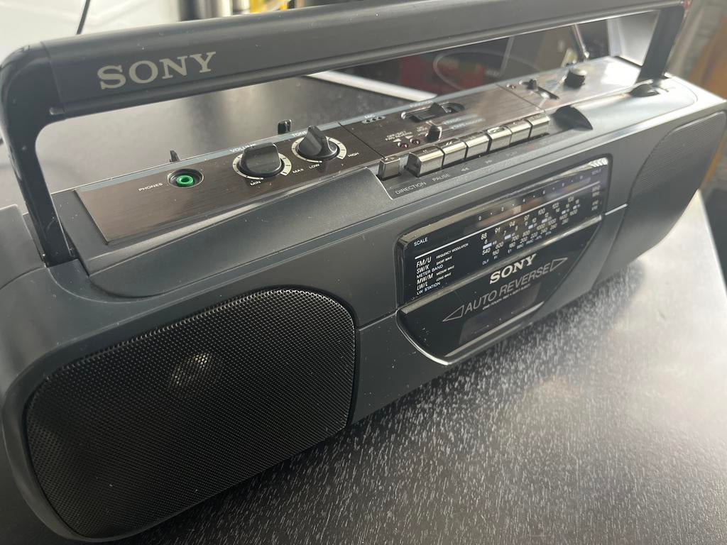 Sony Radio Cassette-Corder CFS-202L, Ophalen of Verzenden, Gebruikt, Radio, Met cd-speler