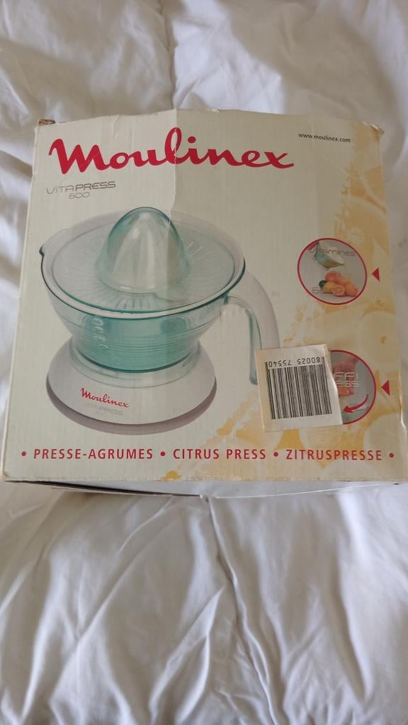 Nieuwe citruspers van moulinex, Minder dan 1 liter, Ophalen of Verzenden, Nieuw, 1 snelheid