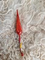 Antieke kerstbal paraplu rood, Ophalen