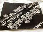Zwart-wit foto van besneeuwde houthaven Amsterdam 17x24 cm, 1960 tot 1980, Gebruikt, Foto, Ophalen of Verzenden
