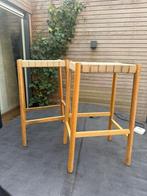 Twee houten barkrukken met groene aanslag, Huis en Inrichting, Barkrukken, Ophalen, Gebruikt, 60 tot 90 cm, Hout