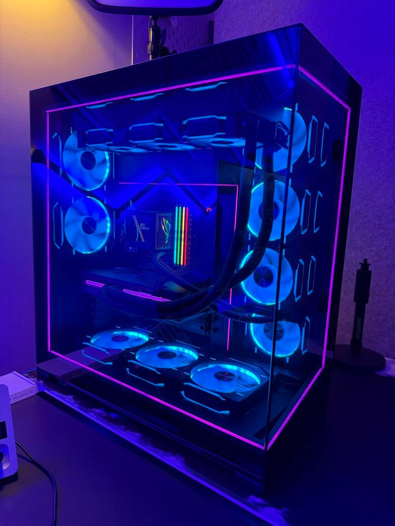 High-end Game PC Z890 285K RTX5090 96GB Mem 6TB SSD en meer, Ophalen, Zo goed als nieuw, Gaming, SSD