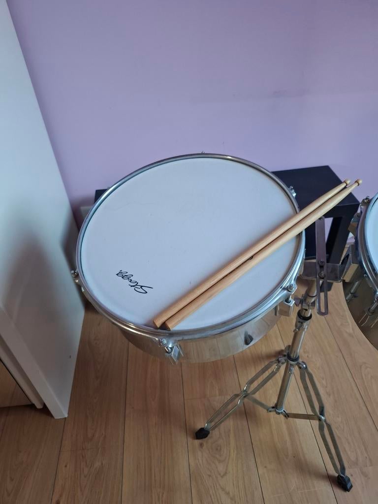 Stagg Timbales met standaard en drumstokken, Ophalen of Verzenden, Gebruikt, Overige merken