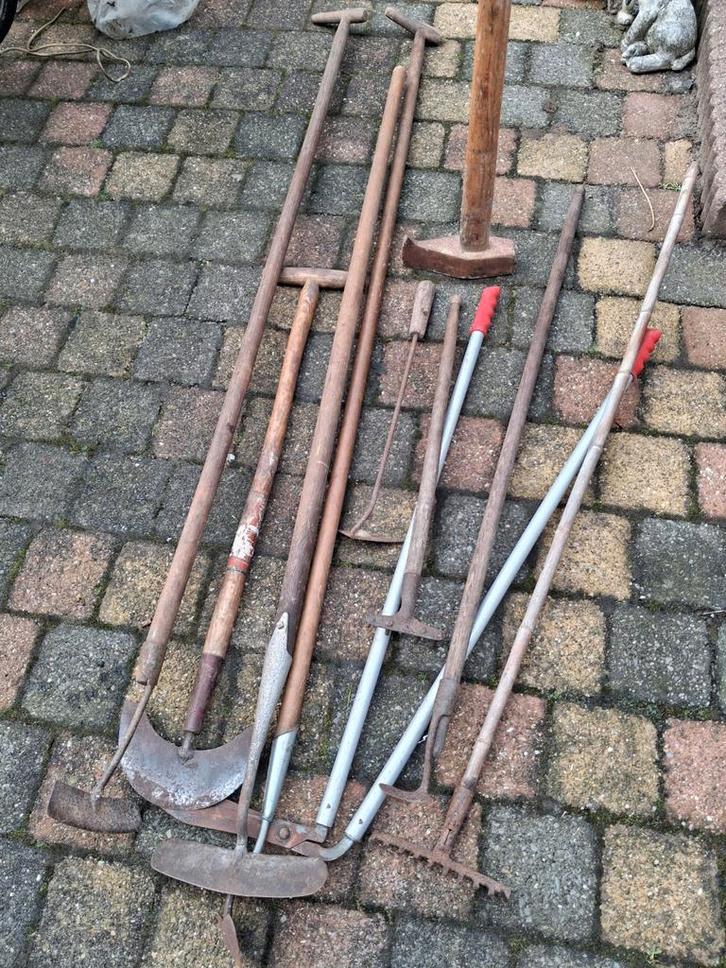 Diverse partij oud tuingereedschap, Antiek en Kunst, Antiek | Gereedschap en Instrumenten, Ophalen of Verzenden