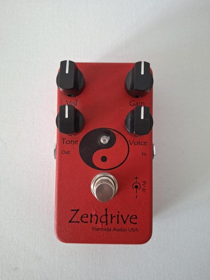 Lovepedal Special Edition Zendrive - Rode overdrive, Muziek en Instrumenten, Effecten, Zo goed als nieuw, Volume, Ophalen of Verzenden