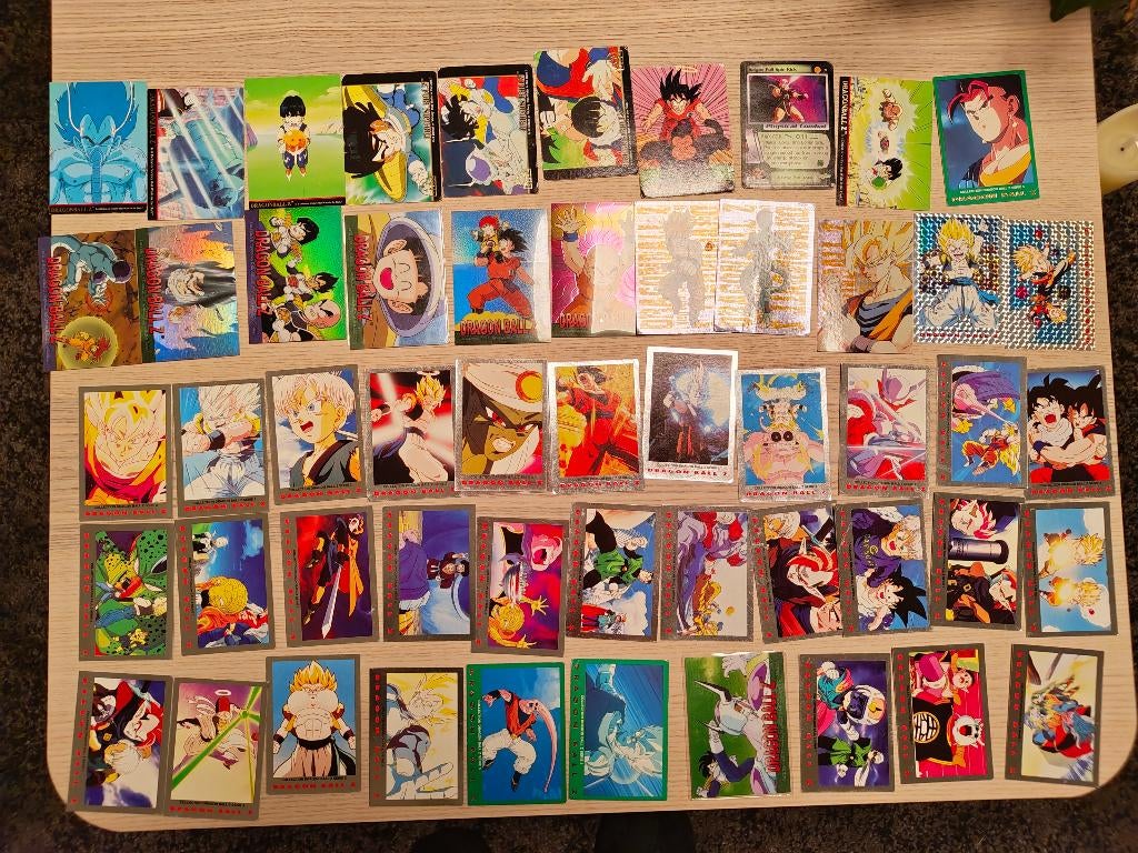 vintage dragon ball z kaarten, Hobby en Vrije tijd, Verzamelkaartspellen | Overige, Ophalen of Verzenden, Gebruikt, Meerdere kaarten