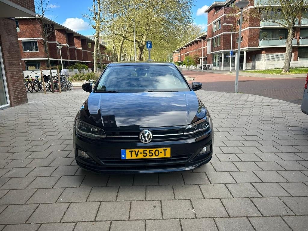 Volkswagen Polo 1.0 TSI 95pk 2018 Zwart, Voorwielaandrijving, 40 €/maand, Euro 6, Overige bekleding