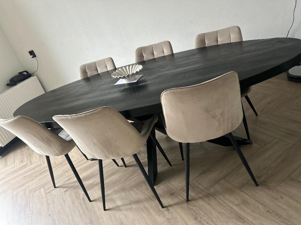 Ovale eettafel zwart, Ophalen, Gebruikt, 100 tot 150 cm, 200 cm of meer