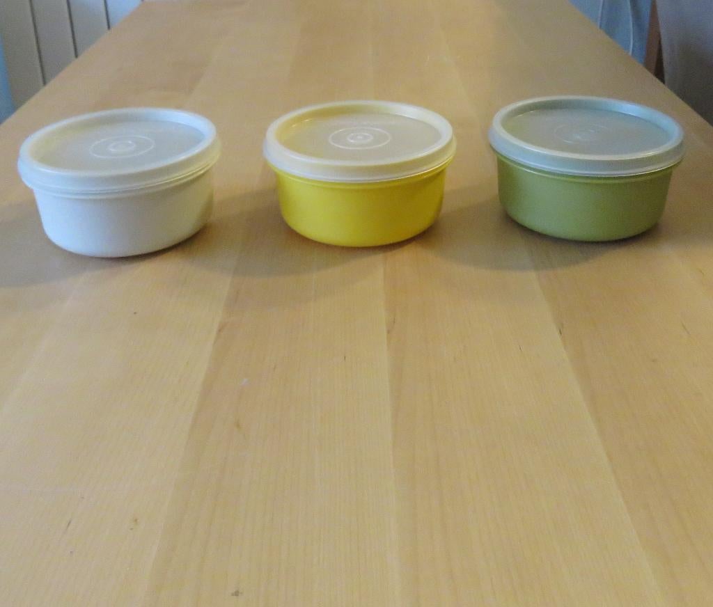 Tupperware 3 Ruimte schaaltjes RETRO Groen, Geel, Creme, Ophalen, Zo goed als nieuw, Groen, Bus of Trommel