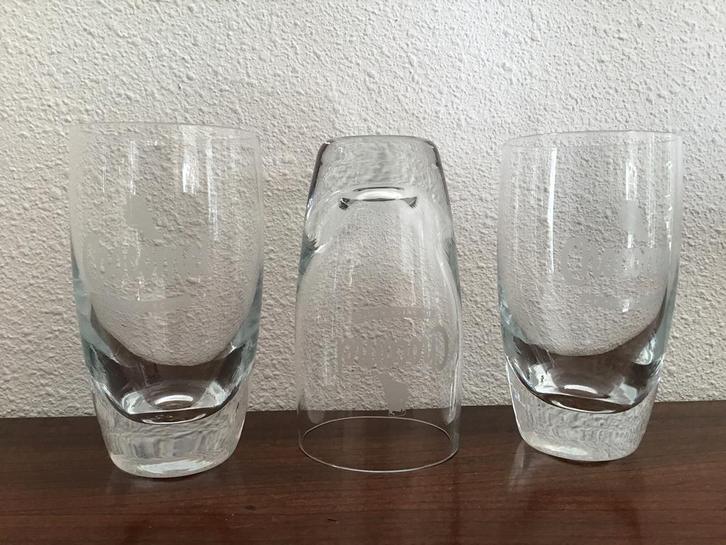 5 chocomel glazen/de echte chocomel voor koude chocolademelk, Verzamelen, Glas en Borrelglaasjes, Zo goed als nieuw, Overige typen