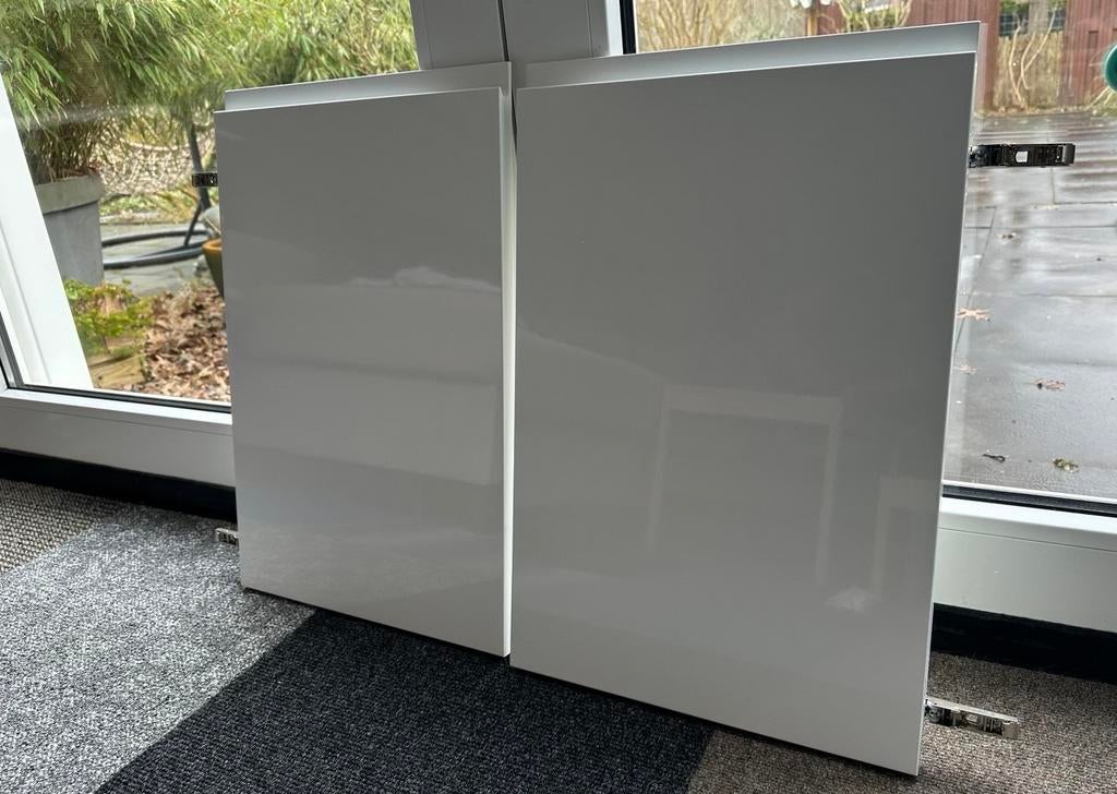 2 Voxtorp Keukendeur Hoogglans Wit 40x60 with hinges, Minder dan 50 cm, Gebruikt, Wit, Ophalen of Verzenden
