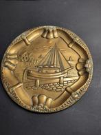 Wandbord van messing met zeilschip, Ophalen of Verzenden, Koper