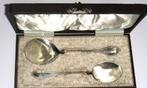 Antiek set zilveren pasteischep en petitfour schep etui 1896, Ophalen of Verzenden, Zilver