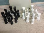 Stenen schaakstukken, Een of twee spelers, Gebruikt, Ophalen of Verzenden