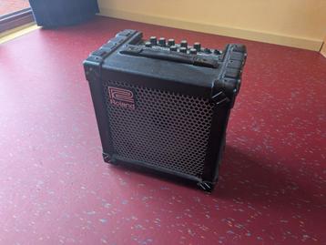 Roland cube 20x + Boss Foot Switch FS-5U beschikbaar voor biedingen