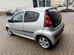 Peugeot 107 1.0 Black & Silver / 5drs / Airco, Auto's, Peugeot, Voorwielaandrijving, Euro 5, Gebruikt, 4 stoelen