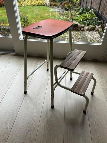 Retro Keukentrapje - Opknapper beschikbaar voor biedingen