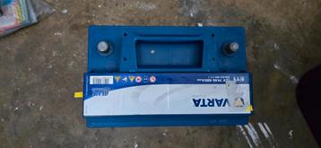 Varta Accu 12V 74Ah - Zo Goed Als Nieuw! beschikbaar voor biedingen