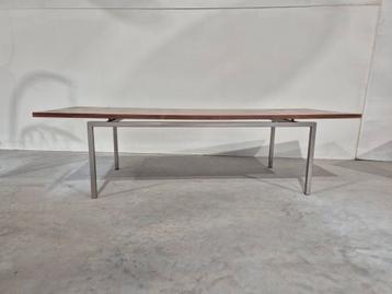 Mide century vintage salon tafel met zwevend blad beschikbaar voor biedingen