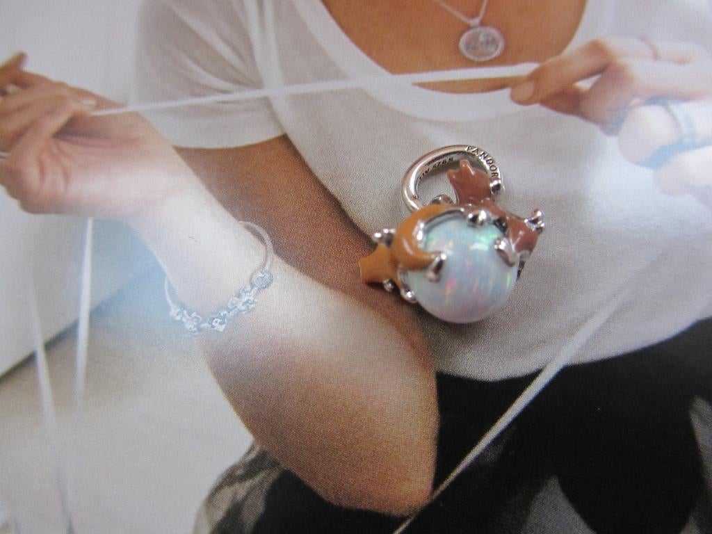 Pandora hangende bedel met Disney knabbel & babbel, Sieraden, Tassen en Uiterlijk, Verzenden, Nieuw, Zilver, Pandora