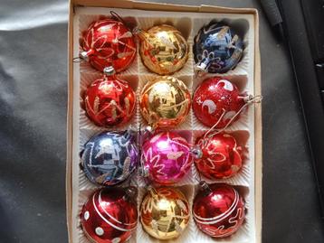 te koop oude glazen kerstballetjes gesuikerde decoratie beschikbaar voor biedingen