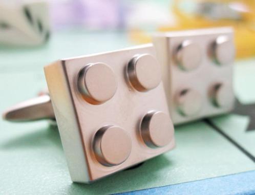 Lego blokje mooie manchetknopen zilverkleurig, Sieraden, Tassen en Uiterlijk, Manchetknopen, Nieuw, Overige materialen, Verzenden