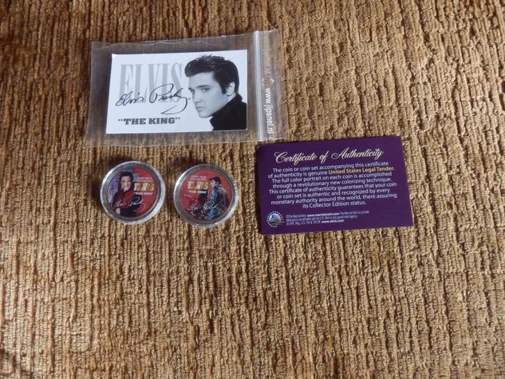Een mapje met 2 Elvis Presley munten van een halve dollar., Postzegels en Munten, Munten en Bankbiljetten | Verzamelingen, Munten