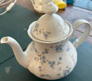 ANTIEKE MITTERTEICH BAVARIA PORSELEIN THEEPOT/KOFFIEPOT beschikbaar voor biedingen