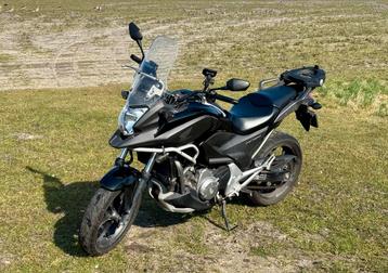 Honda NC700X 2014 | 34K km | Givi koffer + TomTom beschikbaar voor biedingen