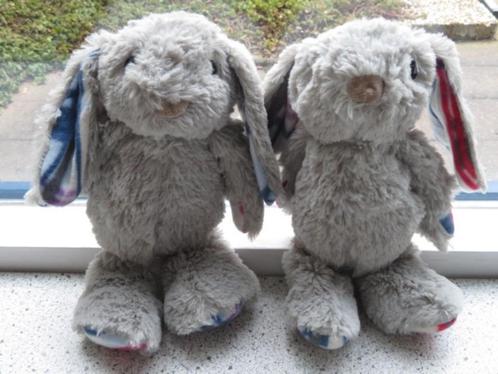 Konijn merk ESBE International meet ca 28 cm, Kinderen en Baby's, Speelgoed | Knuffels en Pluche, Zo goed als nieuw, Konijn, Ophalen of Verzenden