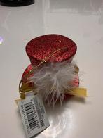 Rode glitter hoed ornament, Sieraden, Tassen en Uiterlijk, Broches, Overige materialen, Gebruikt, Minder dan 4 cm, Ophalen of Verzenden