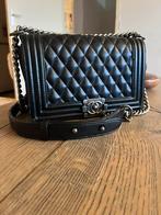 Vintage Chanel bag, Sieraden, Tassen en Uiterlijk, Tassen | Damestassen, Handtas, Gebruikt, Ophalen of Verzenden, Zwart