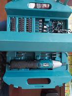 Makita Schroefmachine met accessoires, Gebruikt, Variabele snelheid, Ophalen of Verzenden, Boor- en Schroefmachine